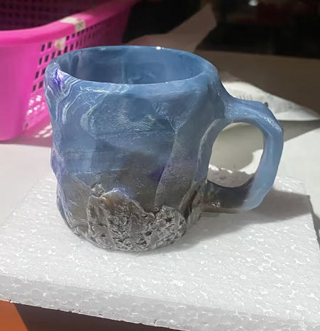 Trend Ritual™ Ethereal Geode Resin Mug - 400ml Handcrafted Mineral Crystal Cup